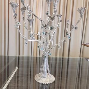 קנדלברה 7 קנים בשיבוץ אבני חן