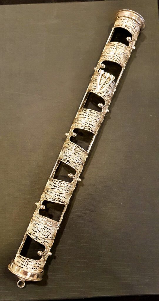 בתי מזוזה מיוחדים